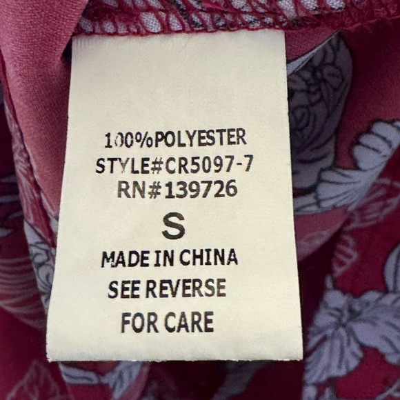 NWOT Button Up Short Floral Romper Size Small - Picture 12 of 13